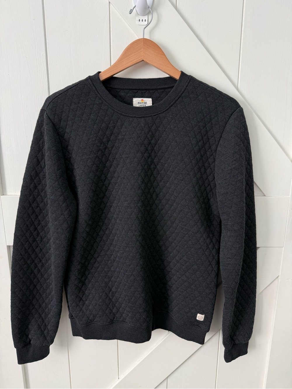 Marine Layer Corbet Quilted Crewneck in Charcoal Grey Black Size M